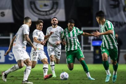 Santos e Juventude se enfrentam pela terceira rodada do Brasileirão Série A, na Vila Belmiro, em Santos.<!-- NICAID(14807726) -->