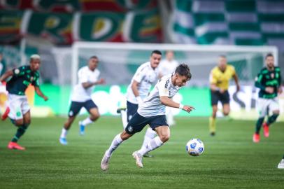 Gremio x PalmeirasFUTEBOL/CAMPEONATO BRASILEIRO 2021 /GREMIO X PALMEIRAS - ESPORTES - Lance da partida entre Gremio e Palmeiras disputada na noite desta quarta-feira, no Allianz Arena, em Sao Paulo, em partida valida pela Campeonato Brasileiro 2021. FOTO: LUCAS UEBEL/Grêmio / DivulgaçãoEditoria: SPOLocal: Sao PauloIndexador: Lucas UebelSecao: futebolFonte: Gremio.netFotógrafo: Gremio x Palmeiras<!-- NICAID(14828638) -->