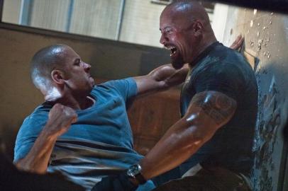 The Rock e Vin Diesel em Velozes e Furiosos<!-- NICAID(14841023) -->