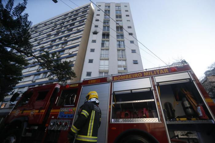 G1 - Incêndio atinge prédio da Sogipa, em Porto Alegre - notícias em Rio  Grande do Sul