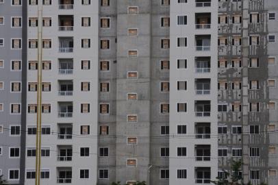 CAXIAS DO SUL, RS, BRASIL, 05/01/2021 - fotos de contrução/edificação de prédio residencial. (Marcelo Casagrande/Agência RBS)<!-- NICAID(14683886) -->