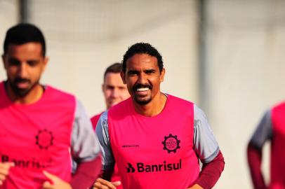 CAXIAS DO SUL,  RS, BRASIL, 26/07/2021. Caxias x Veranópolis, jogo-treino realizado no CT Baixada Rubra. Na foto, zagueiro Rafael Lima. (Porthus Junior/Agência RBS)<!-- NICAID(14845121) -->