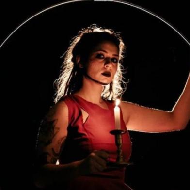 Artista caxiense Marina lança single Lunares<!-- NICAID(14845691) -->