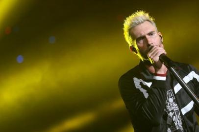 PORTO ALEGRE, RS, BRASIL - 09.03.2016 : Banda Maroon 5 se apresenta pela primeira vez em Porto Alegre. Liderado por Adam Levine, grupo se apresentou no estacionamento da Fiergs. (DIEGO VARA/Agência RBS, Editoria Segundo Caderno)