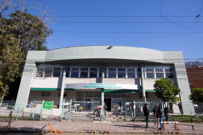 PORTO ALEGRE, RS, BRASIL - Teleatendimento cresce na pandemia e vira solução para atendimentos que deixaram de ser realizados, além do acompanhamento de pacientes em recuperação da Covid-19.Indexador: Jeff Botega<!-- NICAID(14841540) -->