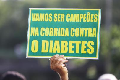 PORTO ALEGRE, RS, BRASIL, 06-05-2018: Vigésima Corrida para Vencer o Diabetes, na avenida Goethe em Porto Alegre (FOTO FÉLIX ZUCCO/AGÊNCIA RBS, Editoria de Notícias).<!-- NICAID(13535725) -->