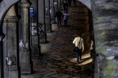 PORTO ALEGRE, RS, BRASIL - 22/07/2021Viaduto Otávio Rocha conhecido como Viaduto da Borges<!-- NICAID(14842166) -->