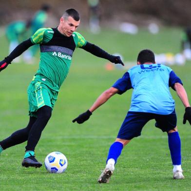 CAXIAS DO SUL, RS, BRASIL, 20/07/2021. Juventude x Cruzeiro-Poa, jogo-treino realizado no Centro de Formação de Atletas Cidadãos (CFAC). Na foto, meia Wagner. (Porthus Junior/Agência RBS)<!-- NICAID(14839927) -->