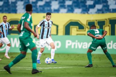 Gremio x CuiabaFUTEBOL/CAMPEONATO BRASILEIRO 2021 /GREMIO X CUIABA - ESPORTES - Lance da partida entre Gremio e CuiabÃ¡ disputada na noite desta quarta-feita na Arena Pantanal, em CuiabÃ¡, em partida valida pela Campeonato Brasileiro 2021. FOTO: LUCAS UEBEL/GREMIO FBPAEditoria: SPOLocal: CuiabaIndexador: Lucas UebelSecao: futebolFonte: Gremio.netFotógrafo: Gremio x Cuiaba<!-- NICAID(14866031) -->