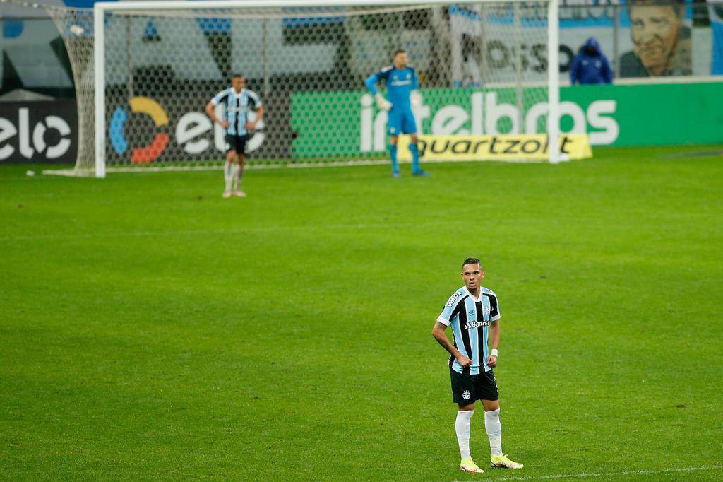 Coritiba chega a nove derrotas em casa e tenta evitar pior