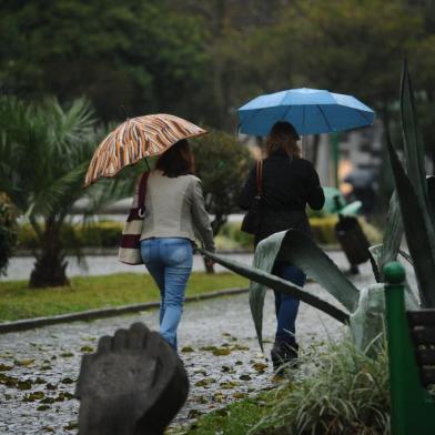 CAXIAS DO SUL, RS, BRASIL (10/08/2021)ia de chuva em Caxias do Sul. (Antonio Valiente/Agência RBS)<!-- NICAID(14858640) -->