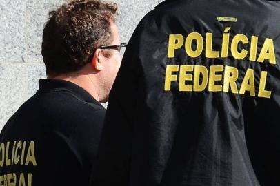 Polícia Federal em operação<!-- NICAID(14850492) -->