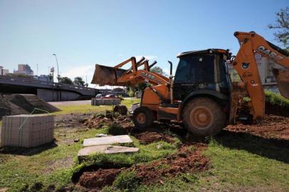 Porto Alegre, RS, 15/09/2021, retomada as obras da Av. VoluntÃ¡rios Da PÃ¡tria, trecho I, no bairro Centro histÃ³rico. <!-- NICAID(14890458) -->