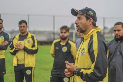 Tcheco, ex-jogador do Grêmio, hoje técnico do FC Cascavel<!-- NICAID(14891603) -->