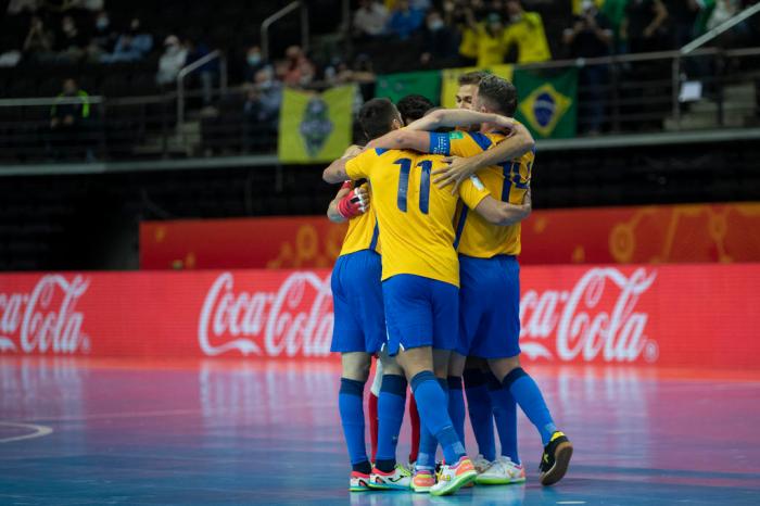 Copa do Mundo de Futsal: Brasil encara Japão pelas oitavas de final