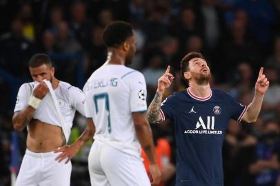 Paris Saint-Germains Argentinian forward Lionel Messi celebrates after scoring his teams second goal during the UEFA Champions League first round group A football match between Paris Saint-Germains (PSG) and Manchester City, at The Parc des Princes, in Paris, on September 28, 2021. (Photo by FRANCK FIFE / AFP)Editoria: SPOLocal: ParisIndexador: FRANCK FIFESecao: soccerFonte: AFPFotógrafo: STF<!-- NICAID(14901372) -->