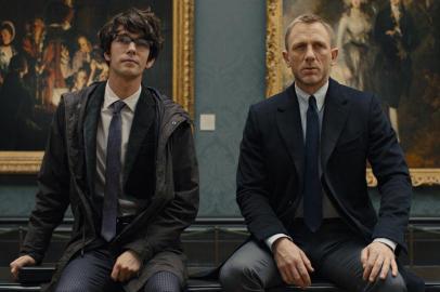 Ben Whishaw e Daniel Craig em 007<!-- NICAID(14902357) -->