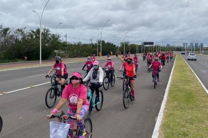 Instituto da Mama promove passeio ciclístico em Porto Alegre neste sábado<!-- NICAID(14911196) -->