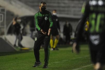 CAXIAS DO SUL, RS, BRASIL, 09/10/2021 - O Juventude enfrenta o América-MG, neste sábado (9), às 21h, pela 25ª rodada do Campeonato Brasileiro Série A. O confronto marca o retorno dos torcedores ao Estádio Alfredo Jaconi, que esgotaram os 2,5 mil check-in disponíveis para os sócios e estarão de volta após 19 meses de pandemia do coronavírus. (Marcelo Casagrande/Agência RBS)<!-- NICAID(14911341) -->