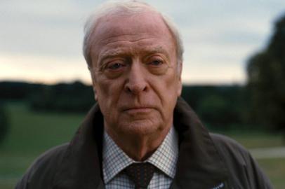 Michael Caine em Batman: O Cavaleiro das Trevas Ressurge<!-- NICAID(14916785) -->