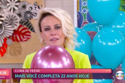 Ana Maria emocionada no Mais Você especial de aniversário 22 anos<!-- NICAID(14918024) -->