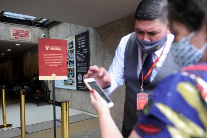 GRAMADO, RS, BRASIL, 18/10/2021 - Decreto estadual exige que estabelecimentos como parques cobrem o Passaporte Sanitário dos frequentadores. NA FOTO: Minimuindo. (Marcelo Casagrande/Agência RBS)<!-- NICAID(14918393) -->