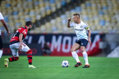 Gremio x FlamengoFUTEBOL/CAMPEONATO BRASILEIRO 2021 /GREMIO X FLAMENGO - ESPORTES - Lance da partida entre Gremio e Flamengo disputada na noite deste domingo no Estadio do Maracana, no Rio de Janeiro, em partida valida pela Campeonato Brasileiro 2021. Rafinha FOTO: LUCAS UEBEL/GREMIO FBPAEditoria: SPOLocal: Rio de JaneiroIndexador: Lucas UebelSecao: futebolFonte: Gremio.netFotógrafo: Gremio x Flamengo<!-- NICAID(14893705) -->