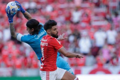 PORTO ALEGRE, RS, BRASIL. 24/10/2021. Internacional recebe o Corinthians, pelo Campeonato Brasileiro, no Beira-Rio. (Foto: Marco Favero/Agência RBS)<!-- NICAID(14923660) -->