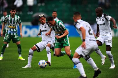 CAXIAS DO SUL, RS, BRASIL, 23/10/2021. Juventude x Ceará, jogo válido pela 28ª rodada da série A do Campeonato Brasileiro e realizado no estádio Alfredo Jaconi. (Porthus Junior/Agência RBS)<!-- NICAID(14923215) -->