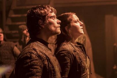 Theon (Alfie Owen-Allen) e Yara Greyjoy (Gemma Whelan)<!-- NICAID(13048302) -->