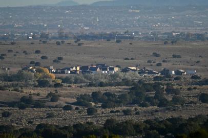 SANTA FE, NEW MEXICO - OCTOBER 22: The set of the movie Rust at Bonanza Creek Ranch where a fatal shooting occurred on the set on October 22, 2021 in Santa Fe, New Mexico. Director of Photography Halyna Hutchins was killed and director Joel Souza was injured on set while filming the movie Rust at Bonanza Creek Ranch near Santa Fe, New Mexico on October 21, 2021. The films star and producer Alec Baldwin discharged a prop firearm that hit Hutchins and Souza.   Sam Wasson/Getty Images/AFP (Photo by Sam Wasson / GETTY IMAGES NORTH AMERICA / Getty Images via AFP)<!-- NICAID(14922370) -->