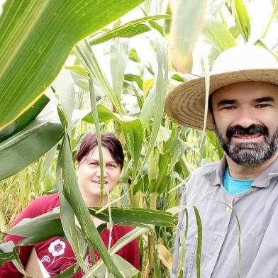 Guia da Pós-graduação. Na foto, Luciano Pessoa de Almeida, 45 anos e Silvia Mara Zanela Almeida, 48 anos.  Foto:  Arquivo Pessoal  / Arquivo Pessoal<!-- NICAID(14937379) -->