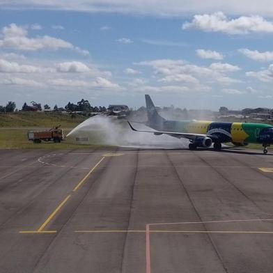 Batismo de aeronave marca os 10 anos da operação da Azul em Caxias do Sul.<!-- NICAID(14937540) -->