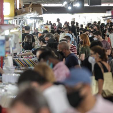 PORTO ALEGRE, RS, BRASIL,  06/11/2021- Ambiental da feira do livro. Foto: Marco Favero / Agencia RBS<!-- NICAID(14934259) -->