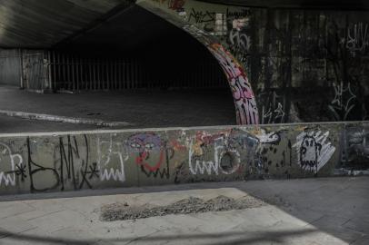 PORTO ALEGRE, RS, BRASIL - 16/11/2021Prefeitura retira rampa de skate de ponto tradicional da prática esportiva na cidade conhecido como Brooklyn<!-- NICAID(14942358) -->