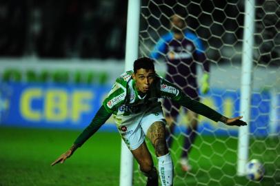 CAXIAS DO SUL, RS, BRASIL, 17/11/2021. Juventude x Fluminense, jogo válido pela 33ª rodada da série A do Campeonato Brasileiro e realizado no estádio Alfredo Jaconi. (Porthus Junior/Agência RBS)<!-- NICAID(14943831) -->