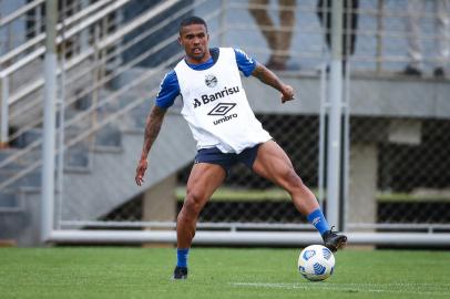 futebol, Douglas Costa, Grêmio<!-- NICAID(14956334) -->