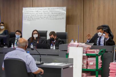 PORTO ALEGRE, RS, BRASIL - 01.12.2021 - Julgamento da Kiss no Foro Central de Porto Alegre. Na foto, Miguel Ângelo Teixeira Pedroso. (Foto: Jefferson Botega/Agencia RBS)Indexador: Jefferson Botega<!-- NICAID(14957263) -->