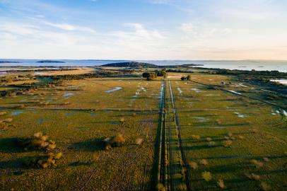 PORTO ALEGRE, RS, BRASIL, 13/07/2016 :  Fazenda Do Arado - Moradores do Belem Novo estão mobilizados para preservar a área de 426 hectares. (Omar Freitas/Agência RBS)<!-- NICAID(12318223) -->