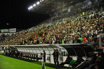 CAXIAS DO SUL, RS, BRASIL, 30/11/2021. Juventude x Bragantino, jogo válido pela 35ª rodada da série A do Campeonato Brasileiro e realizado no estádio Alfredo Jaconi. O jogo teve lotação máxima de 18.413 torcedores. (Porthus Junior/Agência RBS)<!-- NICAID(14955397) -->