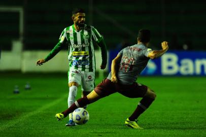 CAXIAS DO SUL, RS, BRASIL, 17/11/2021. Juventude x Fluminense, jogo válido pela 33ª rodada da série A do Campeonato Brasileiro e realizado no estádio Alfredo Jaconi. (Porthus Junior/Agência RBS)<!-- NICAID(14943828) -->