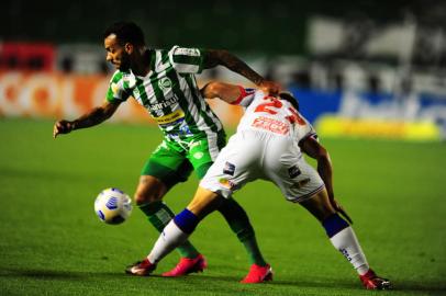 CAXIAS DO SUL, RS, BRASIL, 30/10/2021. Juventude x Bahia, jogo válido pela 29ª rodada da série A do Campeonato Brasileiro e realizado no estádio Alfredo Jaconi. (Porthus Junior/Agência RBS)<!-- NICAID(14929140) -->