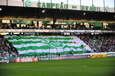 CAXIAS DO SUL, RS, BRASIL, 30/11/2021. Juventude x Bragantino, jogo válido pela 35ª rodada da série A do Campeonato Brasileiro e realizado no estádio Alfredo Jaconi. Torcida do Juventude. (Porthus Junior/Agência RBS)<!-- NICAID(14955209) -->