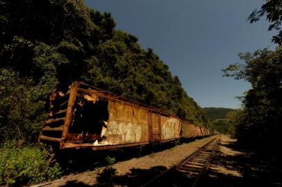 BENTO GONÇALVES, RS, BRASIL, 09/03/2020Ferrovias abandonadas da Serra ***COMPLETAR A LEGENDA***(Lucas Amorelli/Agência RBS)<!-- NICAID(14445186) -->