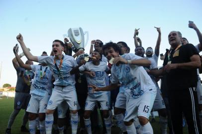 NOVO HAMBURGO, RS, BRASIL (12/12/2021)Novo Hamburgo X Glória. Final da Copa FGF - Troféu Dirceu de Castro no Estádio do Vale. (Antonio Valiente/Agência RBS)<!-- NICAID(14966345) -->