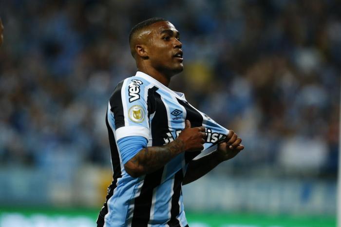 Futebol hoje: lista de reforços do Grêmio, incômodo no Corinthians e mais