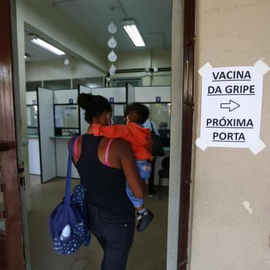 PORTO ALEGRE, RS, BRASIL, 11-05-2020: Campanha de vacinação contra a gripe entra em nova fase, incluindo crianças e gestantes no público alvo para imunização. (FOTO FÉLIX ZUCCO/AGÊNCIA RBS, Editoria de Notícias).<!-- NICAID(14497095) -->