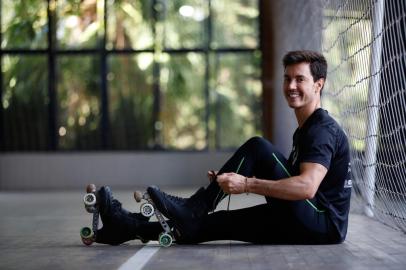 Porto Alegre, RS, Brasil - 08/12/2021 - O patinador olimpico Marcel Stürmer, vencedor de medalhas em três paralimpiadas, está produzindo um novo espetáculo teatral chamado Vagalumes. (Foto: Anselmo Cunha/Agência RBS)<!-- NICAID(14963143) -->