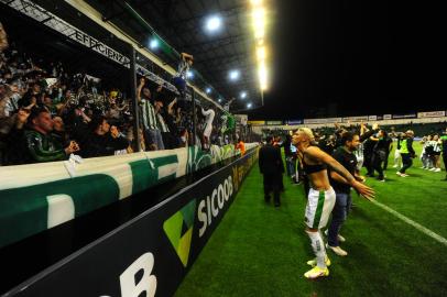 CAXIAS DO SUL, RS, BRASIL, 09/12/2021. Juventude x Corínthians, jogo válido pela 38ª rodada da Série A do Campeonato Brasileiro e realizado no estádio Alfredo Jaconi. O jogo decide a permanência do Ju,  na Série A, nesta que é a última rodada do brasileirão 2021. (Porthus Junior/Agência RBS)<!-- NICAID(14964681) -->