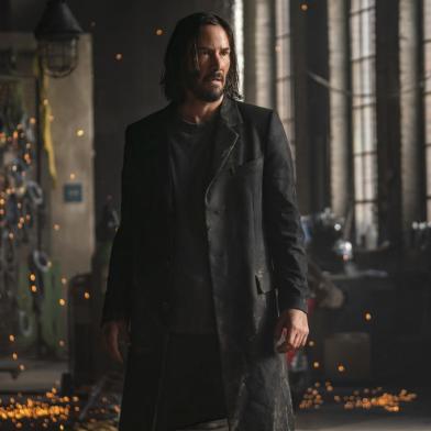 KEANU REEVES as Neo/Thomas Anderson in Warner Bros. Pictures, Village Roadshow Pictures and Venus Castina Productions¿ ¿THE MATRIX RESURRECTIONS,¿ a Warner Bros. Pictures release.<!-- NICAID(14973615) -->